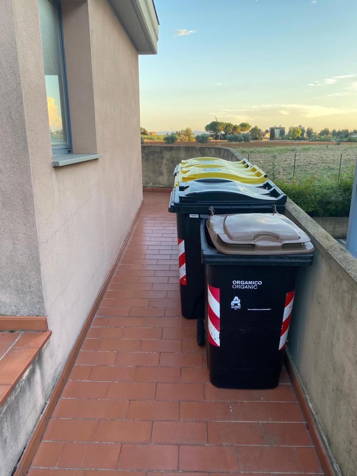 Accanto A Firenze Прато Екстериор снимка